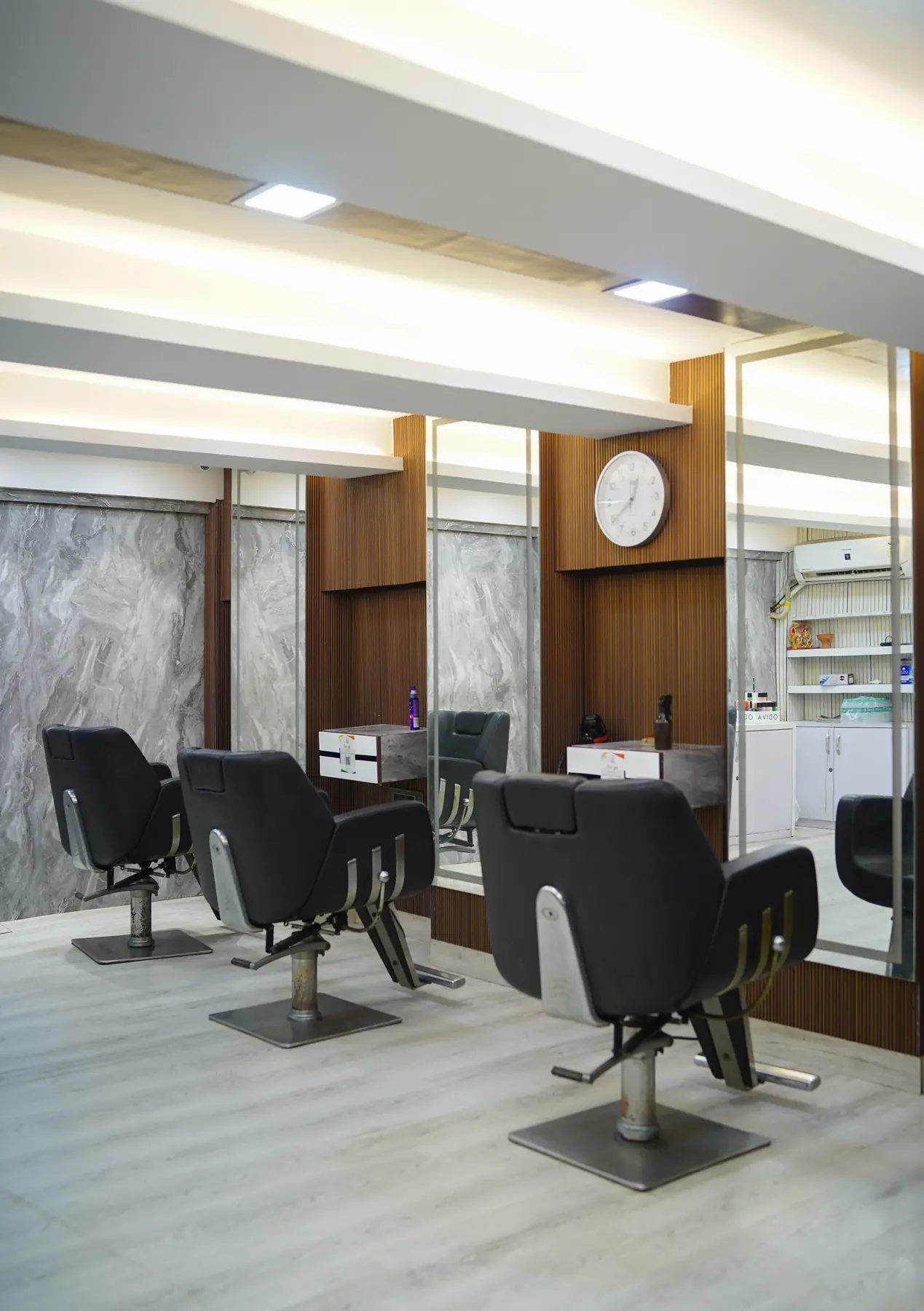 Professional salon floor at L7 Salon Kolkata